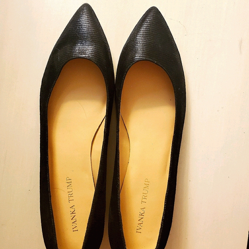 Ivanka Trump elegant flats